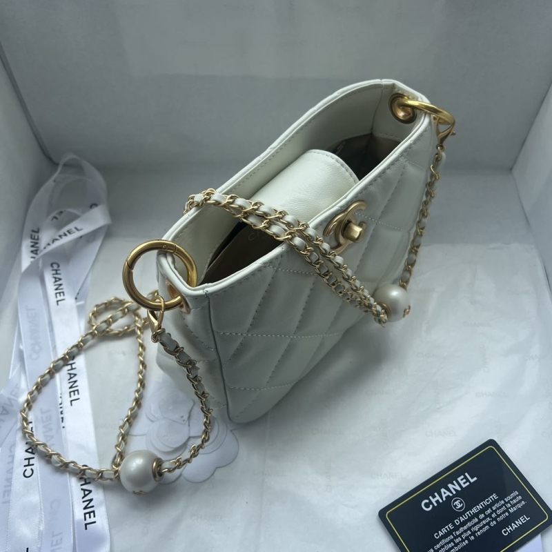 Ch**el hobo bags